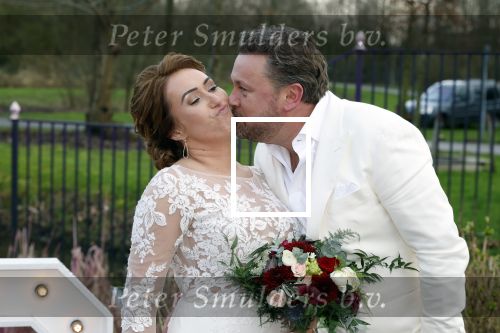 Maarssen 24 februari 2024
Wesly Bronkhorst en Raquel trouwen . Ze kwam met boot aanvaren , Dirk Zeelenberg heeft ze getrouwd.