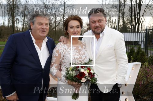 Maarssen 24 februari 2024
Wesly Bronkhorst en Raquel trouwen . Ze kwam met boot aanvaren , Dirk Zeelenberg heeft ze getrouwd.