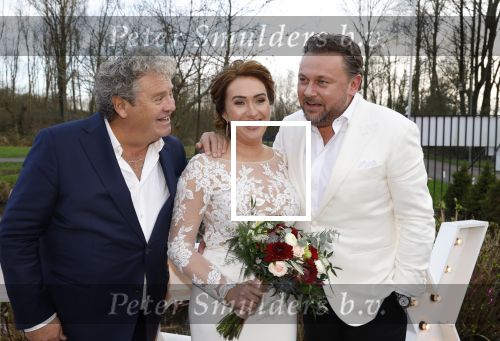 Maarssen 24 februari 2024
Wesly Bronkhorst en Raquel trouwen . Ze kwam met boot aanvaren , Dirk Zeelenberg heeft ze getrouwd.