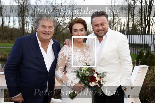 Maarssen 24 februari 2024
Wesly Bronkhorst en Raquel trouwen . Ze kwam met boot aanvaren , Dirk Zeelenberg heeft ze getrouwd.