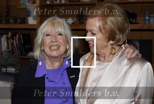 Breukelen 12 februari 2024
Ria Valk viert haar 65 jarig artiesten jubileum en krijgt een koninklijk onderscheiding van de burgemeester van de Ronde Venen. Ria Valk en Willeke Alberti
