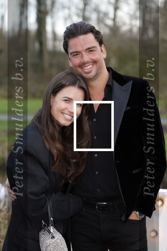 Maarssen 24 februari 2024
Wesly Bronkhorst en Raquel trouwen . Ze kwam met boot aanvaren , Dirk Zeelenberg heeft ze getrouwd. Yves Berendse kwam met zijn. vriendin