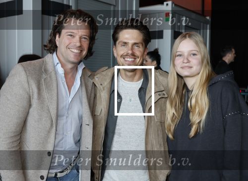 Den Bosch 7 februari 2026
Andre Hazes treedt op het vakatiefestival in de brabanthallen in Den Bosch .
Hij heeft ook samen met Noa een tatoo op zijn hand laten zetten. Andre Hazes met fans op de foto