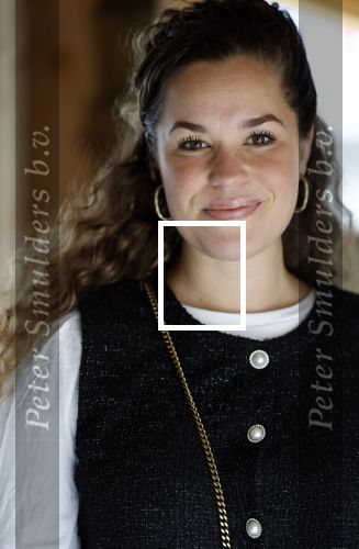 Amsterdam 30 januari 2026
Buiten gewone gezinnen, het nieuwe boek van acteur, columnist en podcastmaker Diego Gonzalez-Clark is vandaag gepresenteerd. Chantal Janzen ontving het eerste boek . Annefleur v d Berg