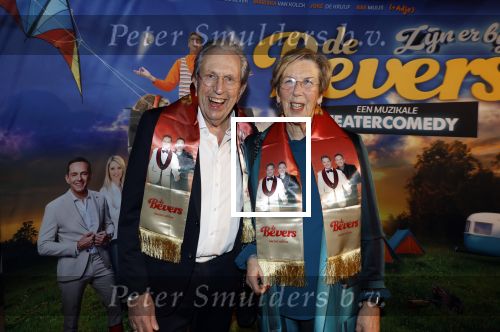 Tilburg 29 januari 2026
Premiere de Bevers in de schouwburg van Tilburg . John de Bever en Kees de Bever geven een voorstelling met oa Bas Muijs Adje v Bavel en Mariska v Kolck. Annemarie Jorritsma met haar man