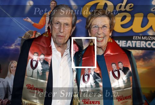 Tilburg 29 januari 2026
Premiere de Bevers in de schouwburg van Tilburg . John de Bever en Kees de Bever geven een voorstelling met oa Bas Muijs Adje v Bavel en Mariska v Kolck. Annemarie Jorritsma met haar man