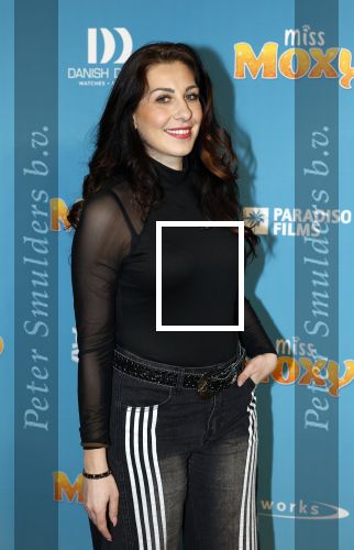 Amsterdam 24 januari 2026
Premiere Miss Molly in Tuschinski met in de cast oa Sarah Bannier (zwanger) en Carice v Houten . 
Antine Algra