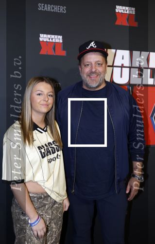 Amsterdam 5 februari 2026
Premiere Vakkenvullers XL in Pathe Noord . Arjan Kleton met zijn nichtje