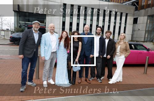 Amsterdam 31 januari 2026
Premiere Duivinder in het VUE  theater . Cast Cast (Luc Swinkels, Sytse Faber, Jesper Hesseling, Perry Mulder, Liza Sips, Styno Huijkman, Harry Piekema, Rik Sinkeldam, Ruben van der Meer, Lisanne Hoefnagels, Merijn Oerlemans, Zahra Wijnstijn, Elly de Graaf)