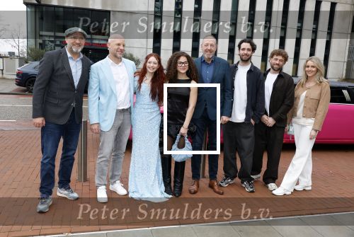 Amsterdam 31 januari 2026
Premiere Duivinder in het VUE  theater . Cast Cast (Luc Swinkels, Sytse Faber, Jesper Hesseling, Perry Mulder, Liza Sips, Styno Huijkman, Harry Piekema, Rik Sinkeldam, Ruben van der Meer, Lisanne Hoefnagels, Merijn Oerlemans, Zahra Wijnstijn, Elly de Graaf)