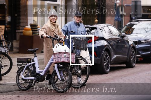 Amsterxdam 16 januari 2026
Chantal Janzen en Tina de Bruin doen samen boodschappen in Amsterdam zuid