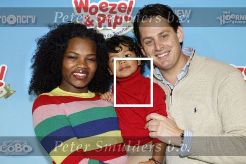 Amsterdam 1 februari 2025
Premiere Woezel en Pip in pathe Noord. Emma Huisman met man en kindje