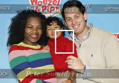 Amsterdam 1 februari 2025
Premiere Woezel en Pip in pathe Noord. Emma Huisman met man en kindje