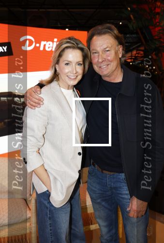 Den Bosch 7 februari 2026
Hans Kraay en zijn vrouw Sofie Kraay op het vakantiefestival in de brabanthallen in Den Bosch .
Khalid Kasem interviewde ze in de stand van D Reizen waar ze commercials voor opgenomen hebben