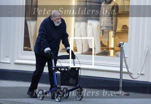 Amsterdam 18 februari 2026
Hugo Metsers met rollator in Amsterdam zuid