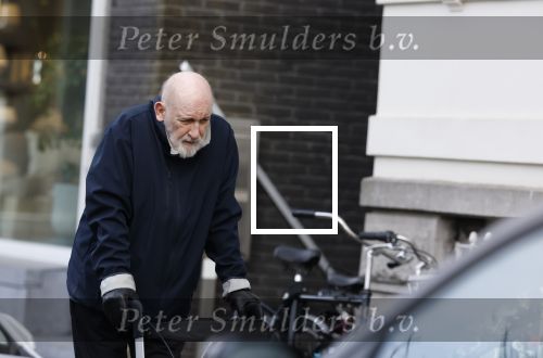 Amsterdam 18 februari 2026
Hugo Metsers met rollator in Amsterdam zuid