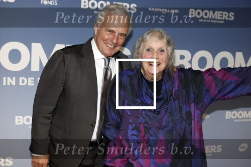Amsterdam 16 februari 2026
Premiere Boomers met oa Huub Stapel Jennifer Hofman ( zwanger) Renee Fokker Johanna Ter Steege Hans Kesting Serge Henri Valcke ea  in Tuschinski . Huub Stapel met zijn film moeder