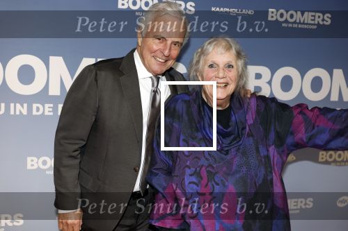 Amsterdam 16 februari 2026
Premiere Boomers met oa Huub Stapel Jennifer Hofman ( zwanger) Renee Fokker Johanna Ter Steege Hans Kesting Serge Henri Valcke ea  in Tuschinski . Huub Stapel met zijn film moeder