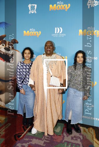 Amsterdam 24 januari 2026
Premiere Miss Molly in Tuschinski met in de cast oa Sarah Bannier (zwanger) en Carice v Houten . Jetty Mathurin