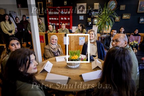 Rotterdam, 25 bFebruari 2026
Koningin Maxima bezoekt Gemeenschapscentrum Bloemhof om te praten over financiele Gezondheid
Maxima is erevoorzitter van de stichting Financiele Gezondheid Nederland