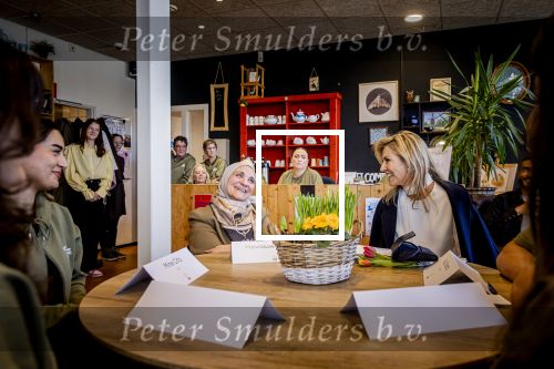 Rotterdam, 25 bFebruari 2026
Koningin Maxima bezoekt Gemeenschapscentrum Bloemhof om te praten over financiele Gezondheid
Maxima is erevoorzitter van de stichting Financiele Gezondheid Nederland