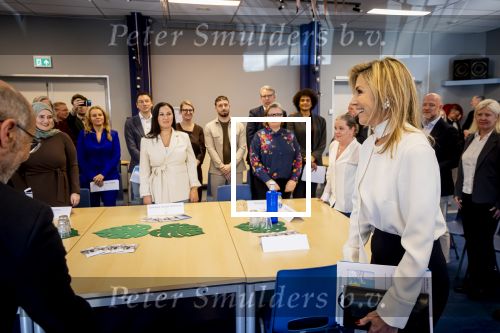Rotterdam, 25 bFebruari 2026
Koningin Maxima bezoekt Gemeenschapscentrum Bloemhof om te praten over financiele Gezondheid
Maxima is erevoorzitter van de stichting Financiele Gezondheid Nederland