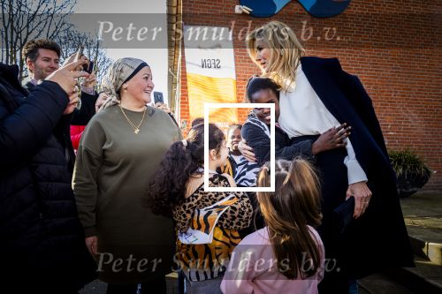 Rotterdam, 25 bFebruari 2026
Koningin Maxima bezoekt Gemeenschapscentrum Bloemhof om te praten over financiele Gezondheid
Maxima is erevoorzitter van de stichting Financiele Gezondheid Nederland
