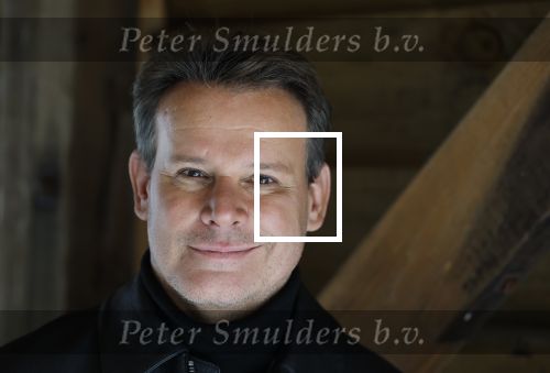 Amsterdam 30 januari 2026
Buiten gewone gezinnen, het nieuwe boek van acteur, columnist en podcastmaker Diego Gonzalez-Clark is vandaag gepresenteerd. Chantal Janzen ontving het eerste boek . Leco v Zadelhoff