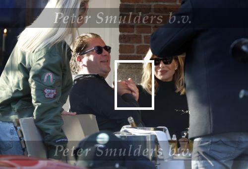 Amsterdam 24 januari 2026
Estelle Cruijff en goede kennis Leopold v Robbemond op terras bij Jondani op de Beethovenstraat