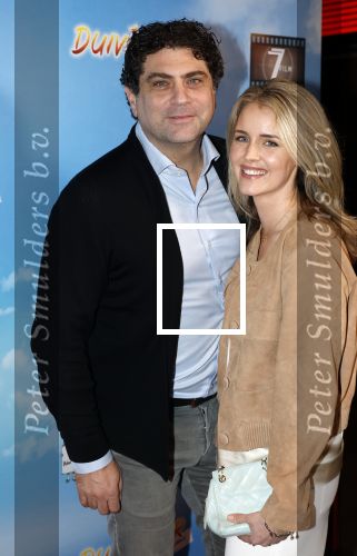 Amsterdam 31 januari 2026
Premiere Duivinder in het VUE  theater . Liza Sips kwam met haar man Ralph Manheim en hun kinderen 5