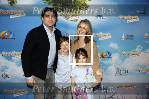Amsterdam 31 januari 2026
Premiere Duivinder in het VUE  theater .  Liza Sips kwam met haar man en kinderen
