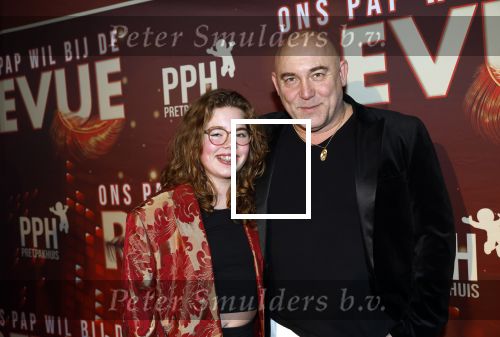 Amsterdam 26 januari 2026
Premiere ons pap wil bij de revue in het deLaMar theater . Loek Peters met zijn dochter