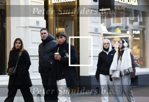 Amsterdam 16 februari 2026
Maher Carizzo ( Ajax en Argentinie) met zijn familie op de pc hooftstraat .