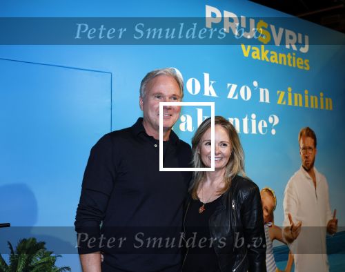 Den Bosch 7 februari 2026
De Hanslers , Monique Hansler Peter Hansler Mike Hansler en zijn vriendin op het vakantiefestival in de brabanthallen in Den Bosch . Khalid Kasem intervieuwde hen in de stand van Prijsvrij.
Marc v Deursen met zijn vrouw