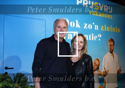 Den Bosch 7 februari 2026
De Hanslers , Monique Hansler Peter Hansler Mike Hansler en zijn vriendin op het vakantiefestival in de brabanthallen in Den Bosch . Khalid Kasem intervieuwde hen in de stand van Prijsvrij.
Marc v Deursen met zijn vrouw