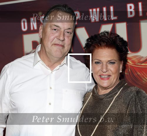 Amsterdam 26 januari 2026
Premiere ons pap wil bij de revue in het deLaMar theater . marjolein Touw met partner