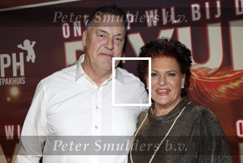 Amsterdam 26 januari 2026
Premiere ons pap wil bij de revue in het deLaMar theater . marjolein Touw met partner