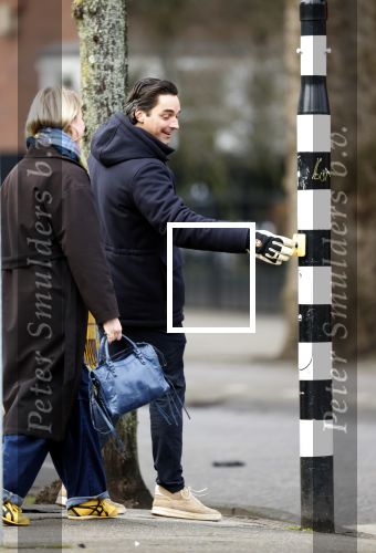 Amsterdam 31 januari 2026
Mark Baanders met zijn hond en een vriendin op straat in Amsterdam zuid .