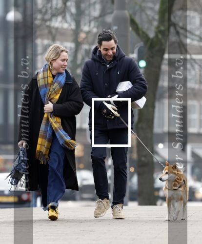 Amsterdam 31 januari 2026
Mark Baanders met zijn hond en een vriendin op straat in Amsterdam zuid .