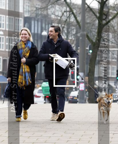 Amsterdam 31 januari 2026
Mark Baanders met zijn hond en een vriendin op straat in Amsterdam zuid .