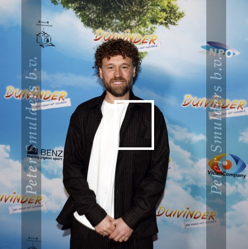 Amsterdam 31 januari 2026
Premiere Duivinder in het VUE  theater . Meester Jesper kwam met vrouw en kinderen