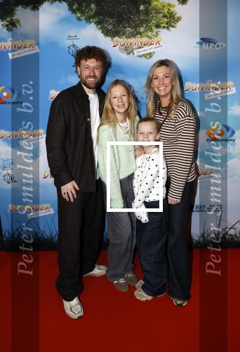 Amsterdam 31 januari 2026
Premiere Duivinder in het VUE  theater . Meester Jesper kwam met vrouw en kinderen