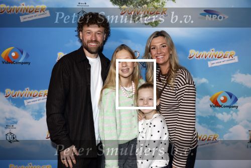 Amsterdam 31 januari 2026
Premiere Duivinder in het VUE  theater . Meester jesper met vrouw en kinderen