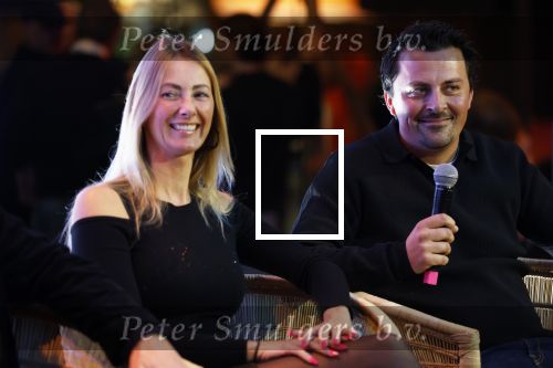 Den Bosch 7 februari 2026
De Hanslers , Monique Hansler Peter Hansler Mike Hansler en zijn vriendin op het vakantiefestival in de brabanthallen in Den Bosch . Khalid Kasem intervieuwde hen in de stand van Prijsvrij.