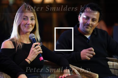 Den Bosch 7 februari 2026
De Hanslers , Monique Hansler Peter Hansler Mike Hansler en zijn vriendin op het vakantiefestival in de brabanthallen in Den Bosch . Khalid Kasem intervieuwde hen in de stand van Prijsvrij.