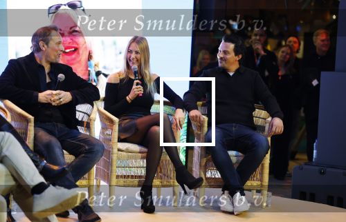 Den Bosch 7 februari 2026
De Hanslers , Monique Hansler Peter Hansler Mike Hansler en zijn vriendin op het vakantiefestival in de brabanthallen in Den Bosch . Khalid Kasem intervieuwde hen in de stand van Prijsvrij.