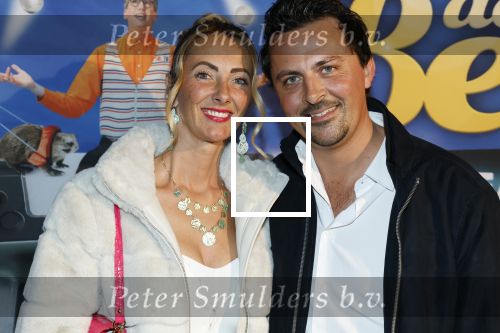 Tilburg 29 januari 2026
Premiere de Bevers in de schouwburg van Tilburg . John de Bever en Kees de Bever geven een voorstelling met oa Bas Muijs Adje v Bavel en Mariska v Kolck. Mike Hansler Monique Hansler Peter Hansler en Veerle Deurloo kwamen ook naar de premiere