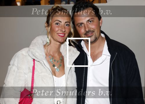 Tilburg 29 januari 2026
Premiere de Bevers in de schouwburg van Tilburg . John de Bever en Kees de Bever geven een voorstelling met oa Bas Muijs Adje v Bavel en Mariska v Kolck. Mike Hansler Monique Hansler Peter Hansler en Veerle Deurloo kwamen ook naar de premiere