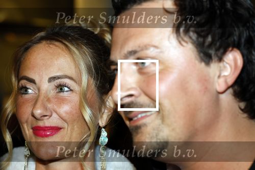 Tilburg 29 januari 2026
Premiere de Bevers in de schouwburg van Tilburg . John de Bever en Kees de Bever geven een voorstelling met oa Bas Muijs Adje v Bavel en Mariska v Kolck. Mike Hansler Monique Hansler Peter Hansler en Veerle Deurloo kwamen ook naar de premiere