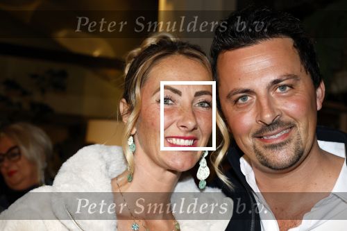 Tilburg 29 januari 2026
Premiere de Bevers in de schouwburg van Tilburg . John de Bever en Kees de Bever geven een voorstelling met oa Bas Muijs Adje v Bavel en Mariska v Kolck. Mike Hansler Monique Hansler Peter Hansler en Veerle Deurloo kwamen ook naar de premiere